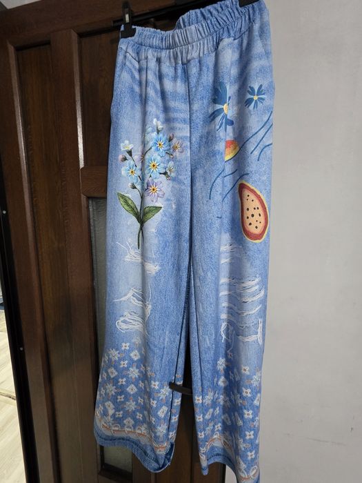 Pantaloni dama noi