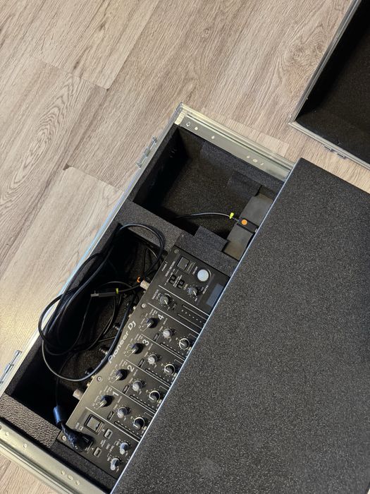 flight case Mixer DJ Pioneer DJM-900NXS2 ,Traktor