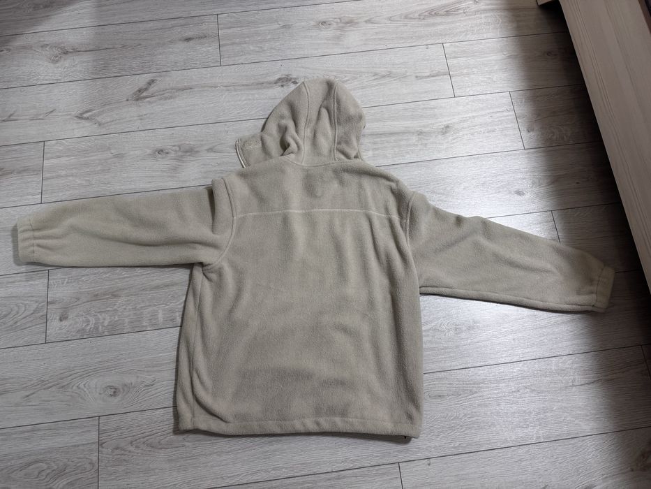 Кофта с закрытием лица