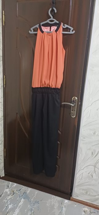 Вечерние платья и комбенизон