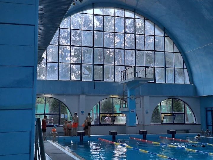 Обучение плаванию, взрослых и детей с  4 лет