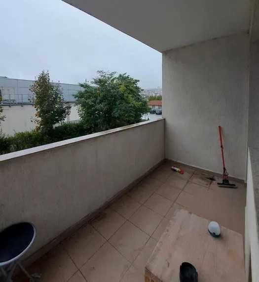 Дава се под наем Тристаен апартамент в Велико Търново, Бузлуджа - 100 кв.м за 382.5 € - Снимка #12