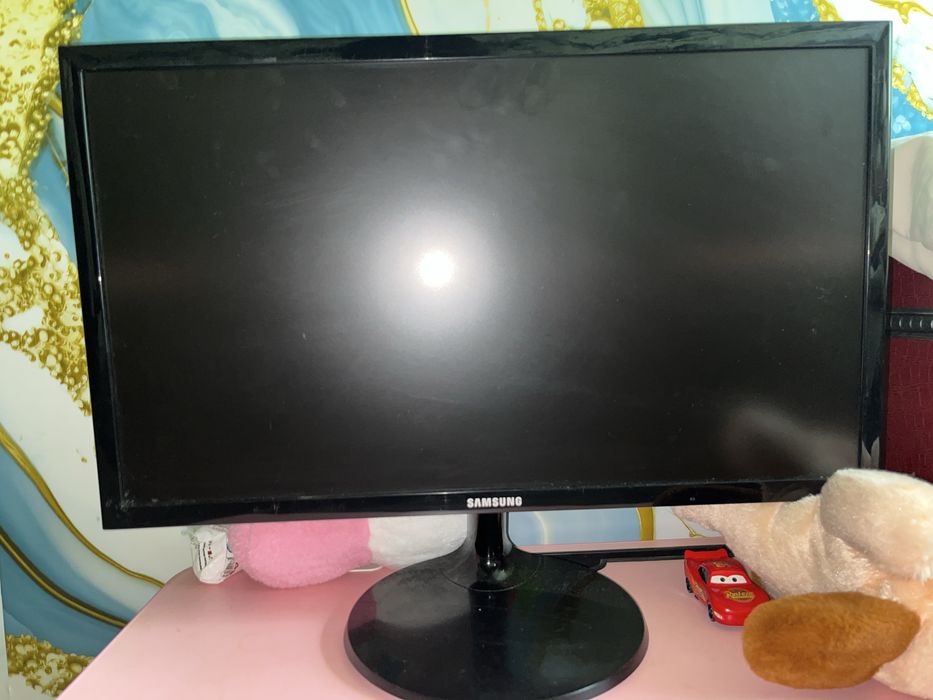 Монитор SAMSUNG.