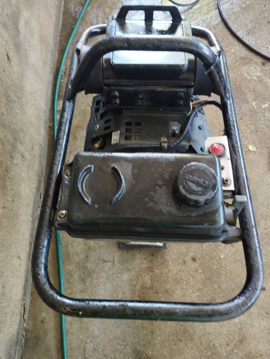 Трамбовачна  машина HONDA GX 100