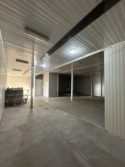 Închiriere hale – frigorifice și simple-utilități complete 300/250/140