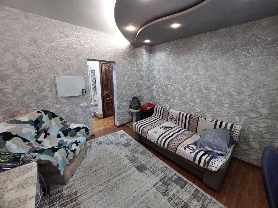 Продам 3 комн. кв., в районе Дворца Молодежи