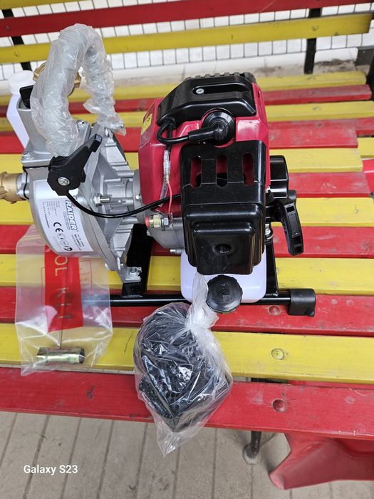 Бензинова помпа за вода