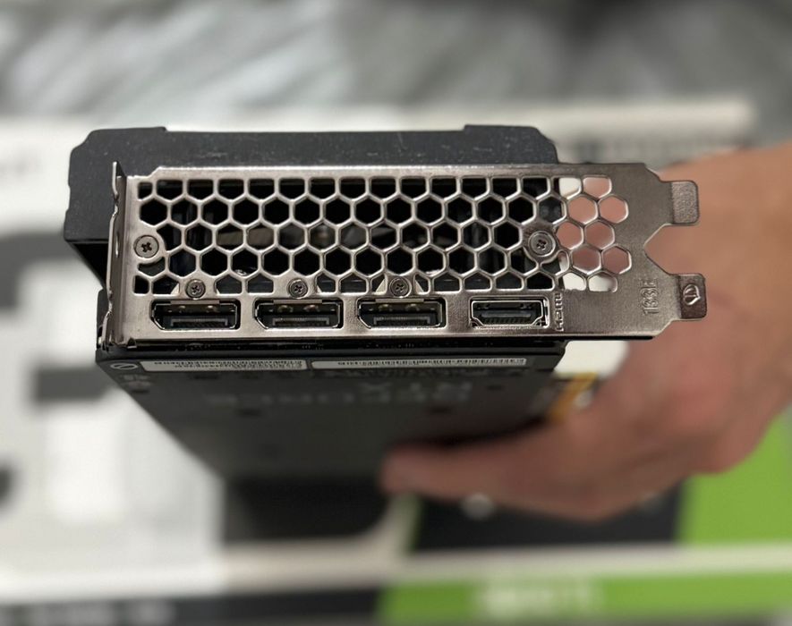 Видеокарта RTX 3060 ti 8gb