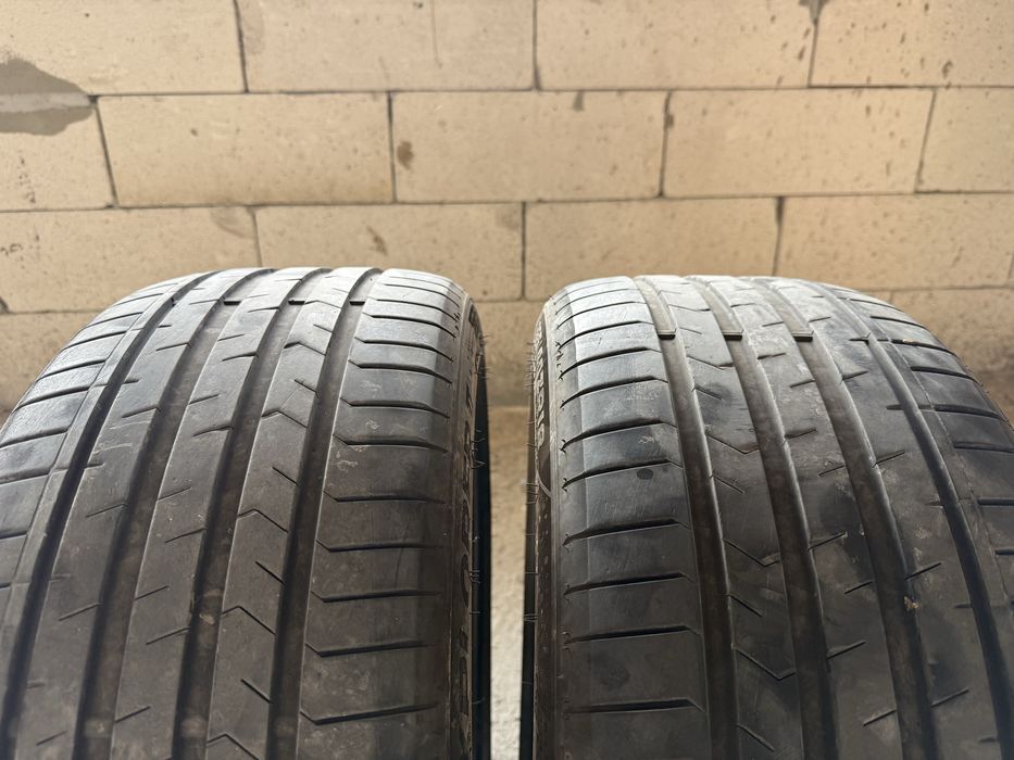 Anvelope vara 225/45/R18 si 255/40R18
