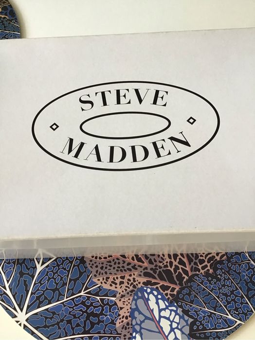 Продавам черни дамски  сандали STEVE MADDEN 39 номер