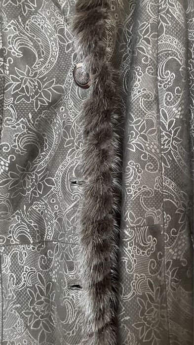 Продам женскую турецкую дубленку