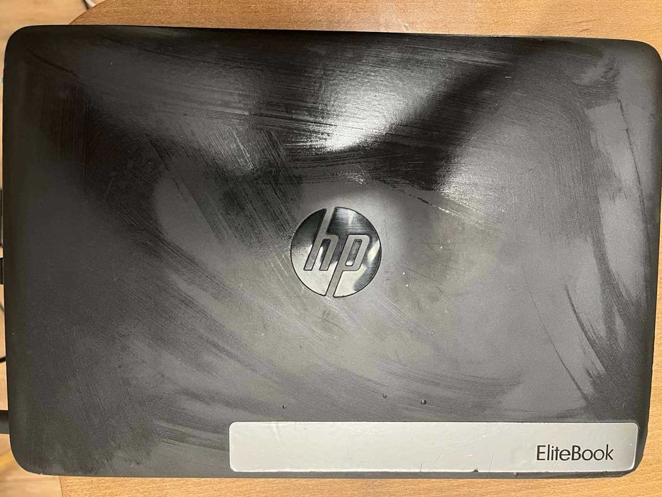 лаптоп HP EliteBook 820 G2