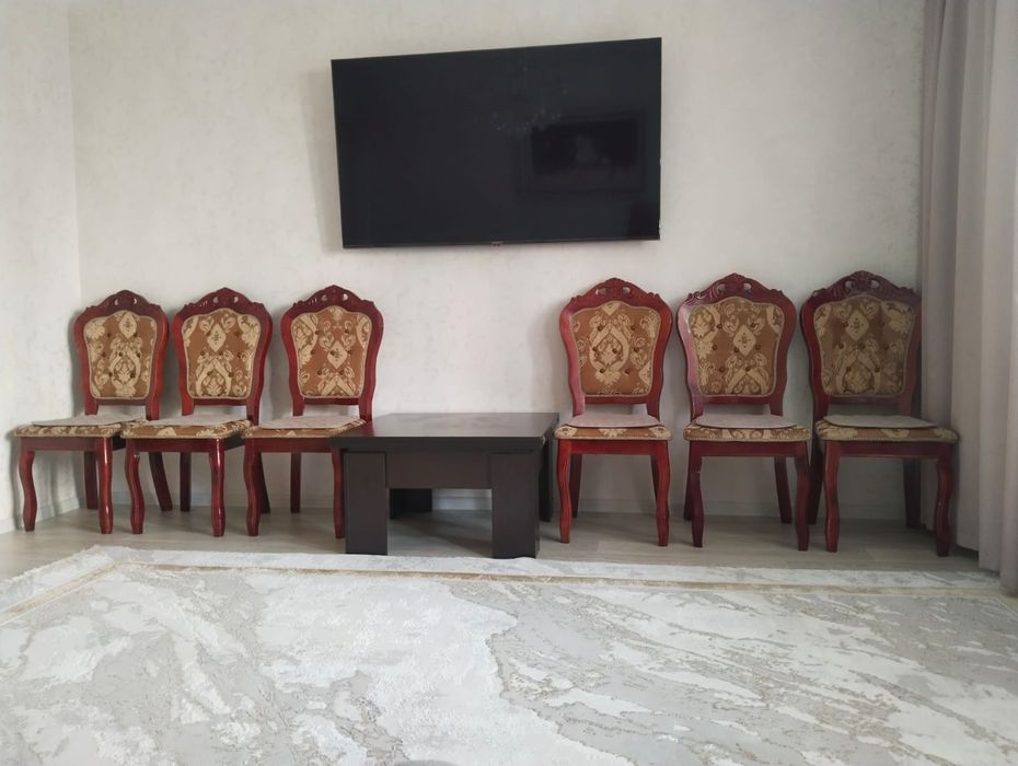 Стулья      6 штук