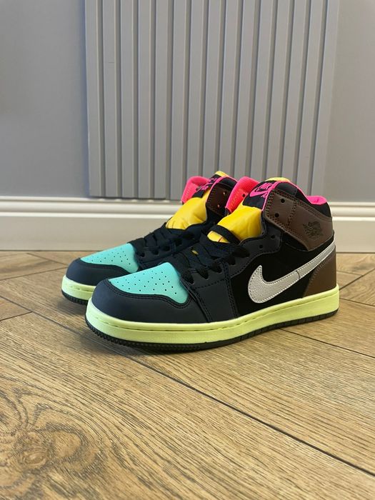 Кроссовки Jordan 1