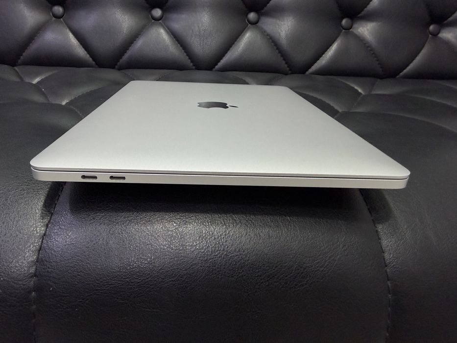Apple MacBook pro 2020  16/512Gb в идеальном состоянии