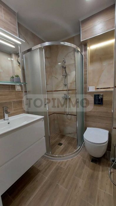 Дава се под наем Двустаен апартамент в Варна, Гръцка махала - 67 кв.м за 657.9 € - Снимка #7