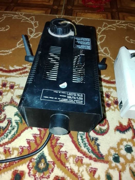 SANYO Proyektor + 2 ta kolonka (Komplekt)