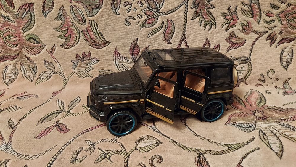 Металическая машинка Hammer