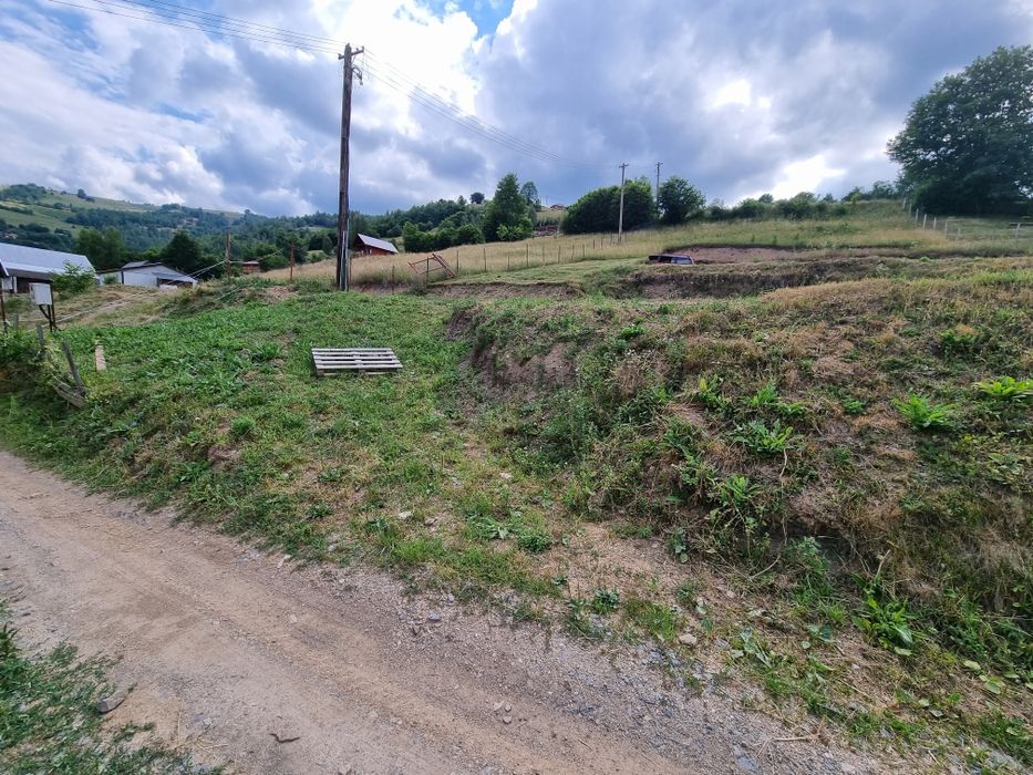 Vand teren intravilan Păltinei