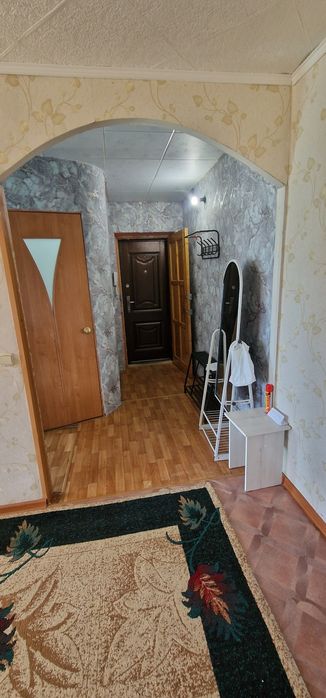 Продам двух комнатную квартиру