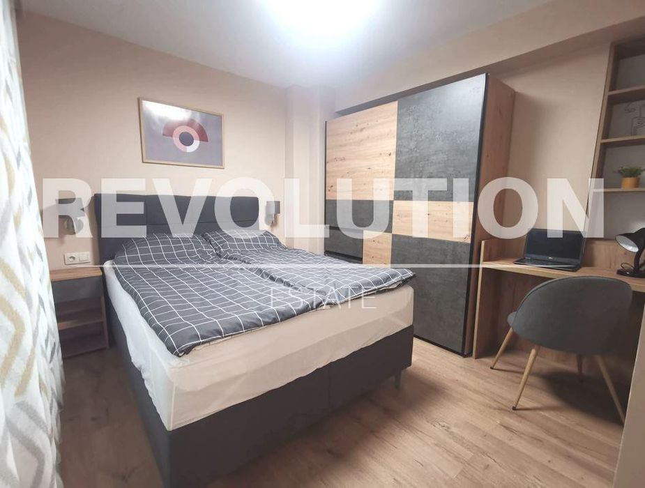 Дава се под наем Двустаен апартамент в Варна, Гръцка махала - 50 кв.м за 550 € - Снимка #2