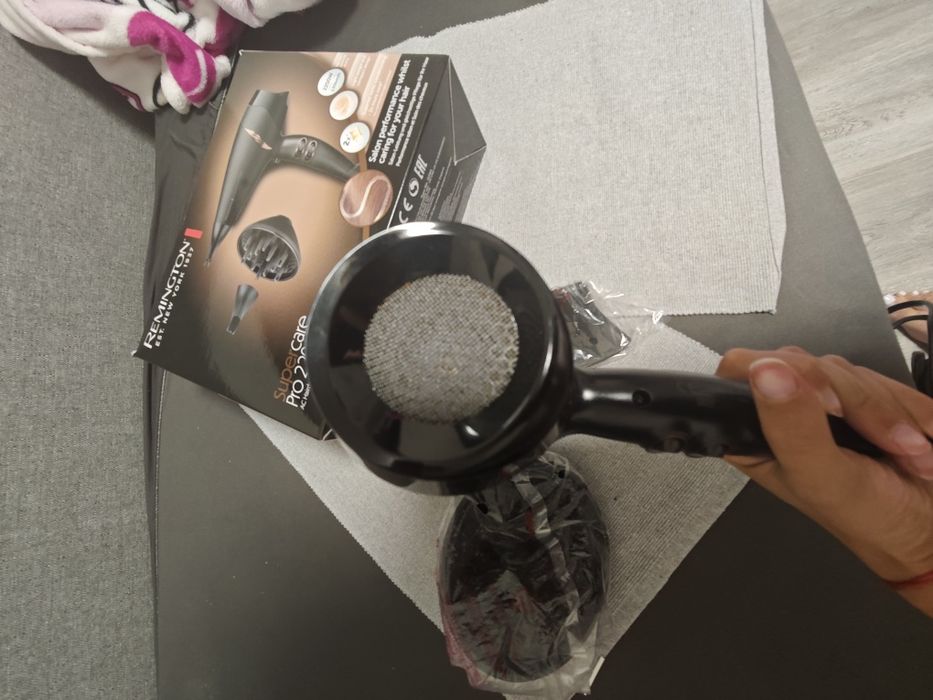 Сешоар Remington Supercare Pro 2200