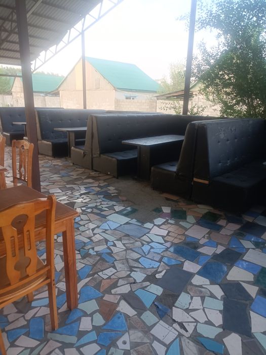 Продам диваны и столы