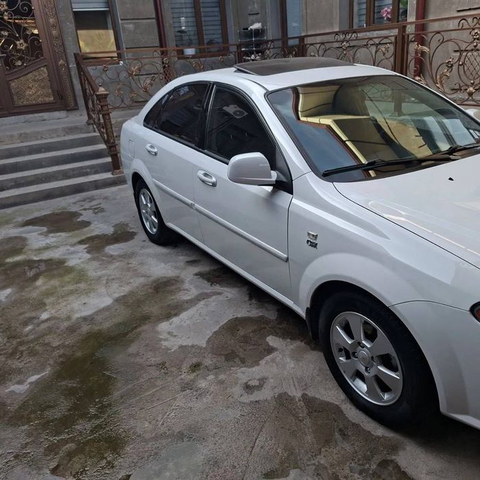 Джентра машина сатылади