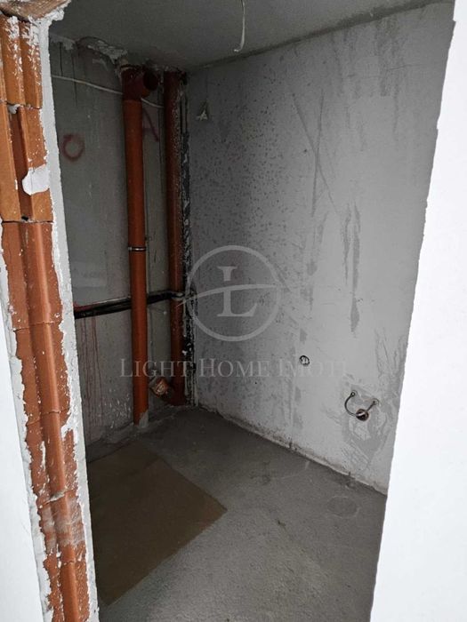 Продава се Двустаен апартамент в Пловдив, Коматево - 64 кв.м за 2152 €/кв.м - Снимка #3