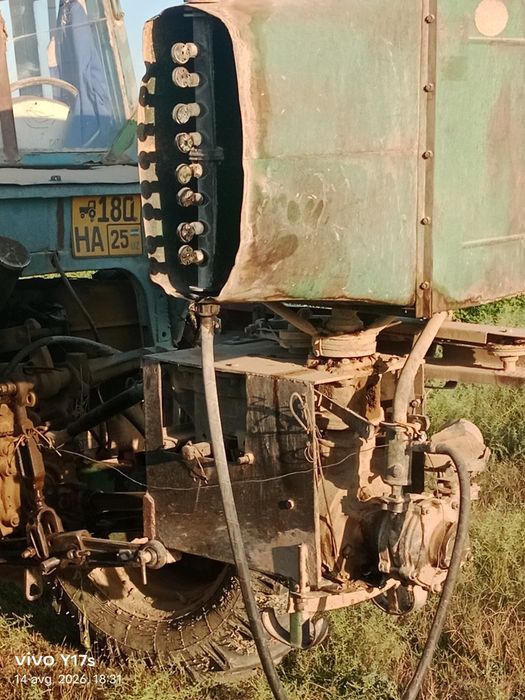 MTZ 80 OVX komplekt sotiladi