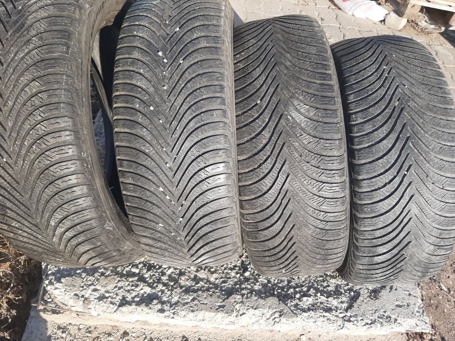 Продам шины. 215/50/17 мишилин