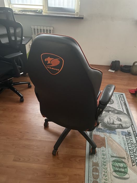 Cougar игровое кресло
