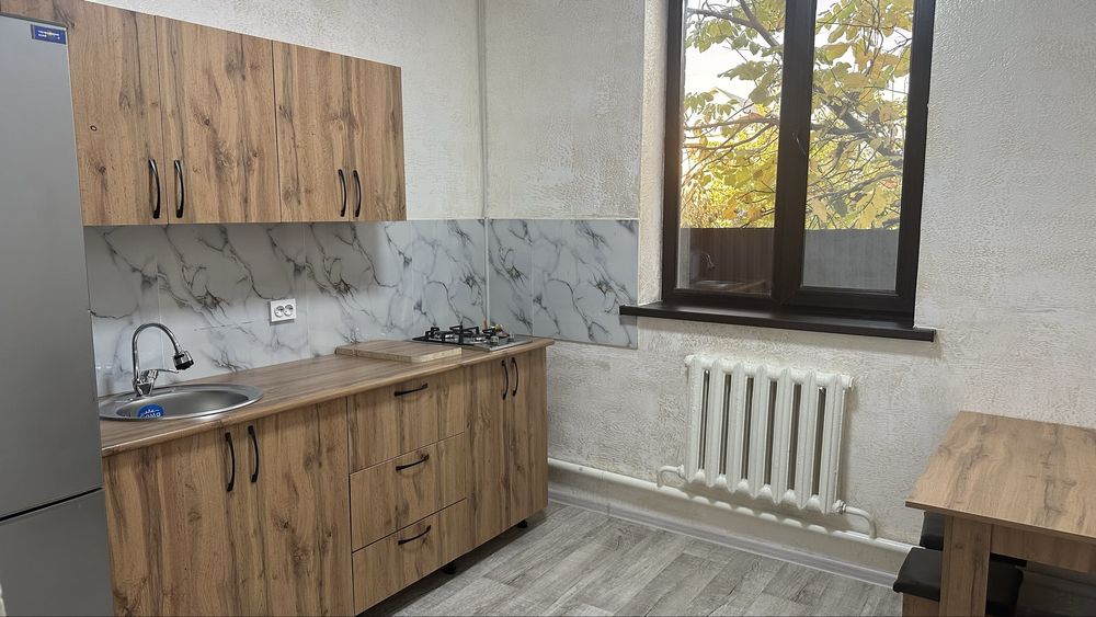 Сдам 2 комнатную квартиру