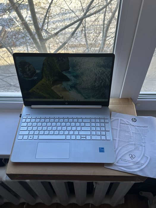 Продам Ноутбук HP 15s