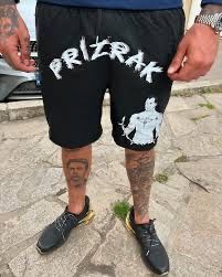 Призрак къси гащи