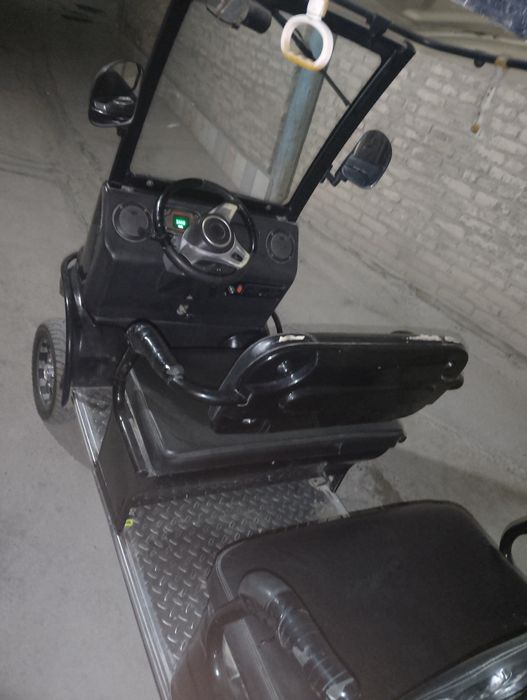 GOLF CAR  holati zo'r