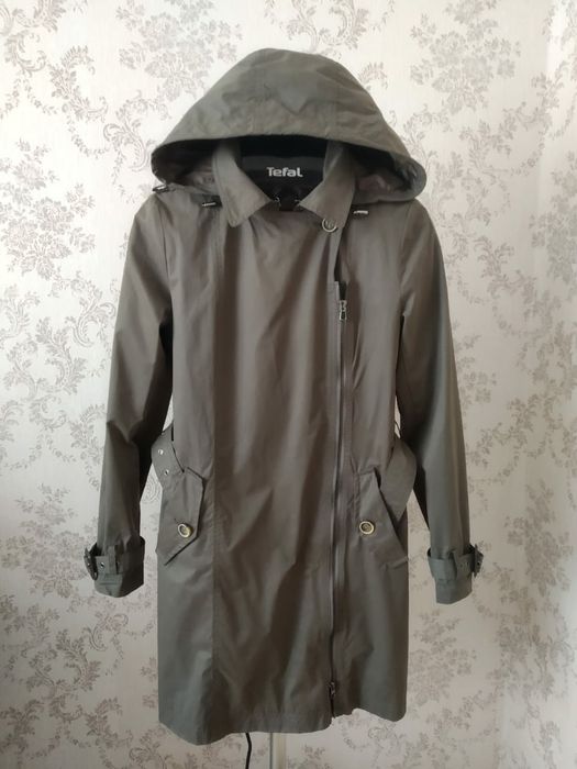 Продам стильный женский плащ