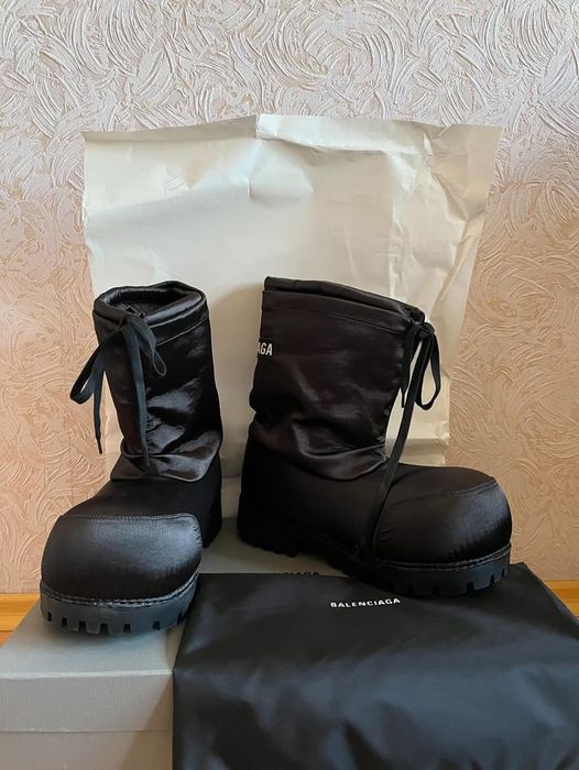 balenciaga alaska low boot