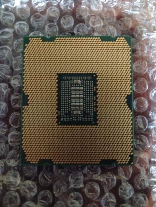 Vând procesor i7 3930k