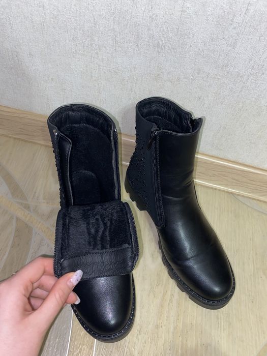 Продам ботинки весна/осень