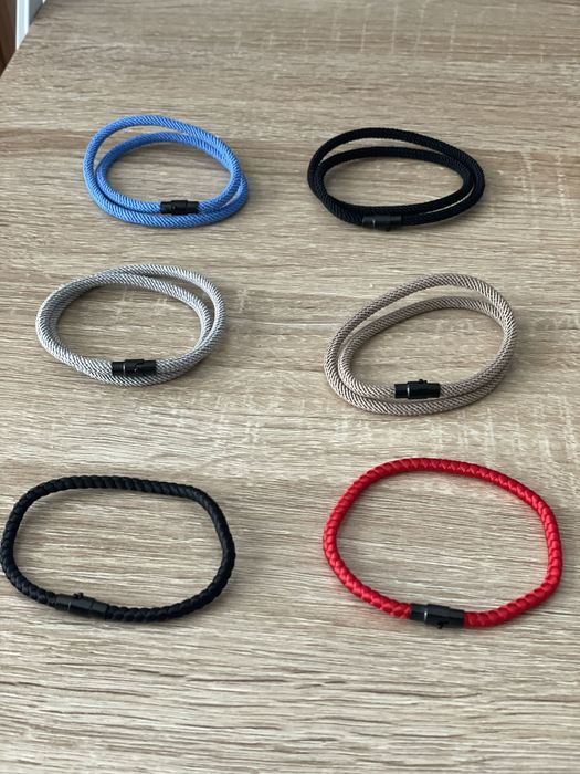 Гривни с преплитане