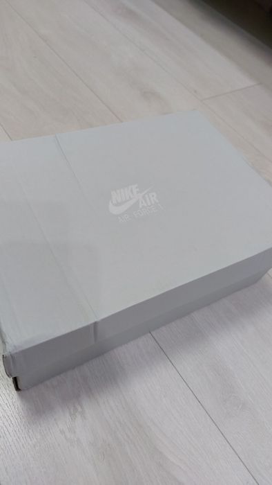 Продам Nike Air Force 1