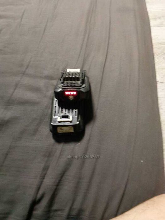 родавам батерия макита12 v 1.5и2ah