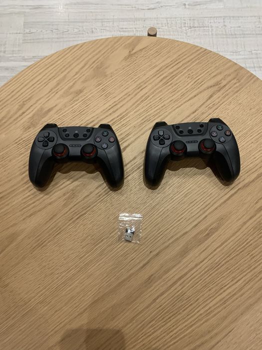 Джойстици чисто нови