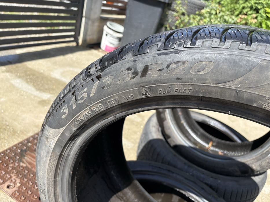 Cauciucuri de iarna pirelli scorpion cu run flet.  275/40/20 . 315/35/20