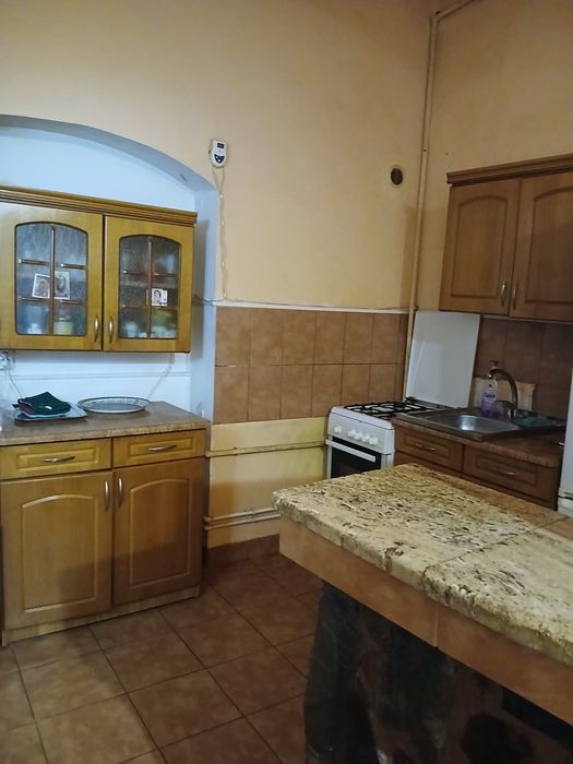 Vand casa in Aiud (centru )