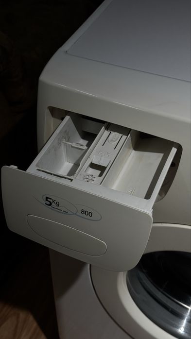 Продам стиральную машинку