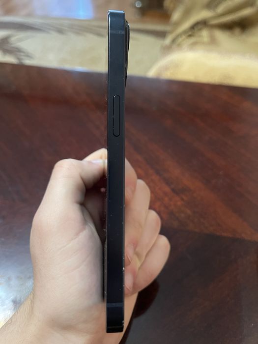 Продам iphone  13/128