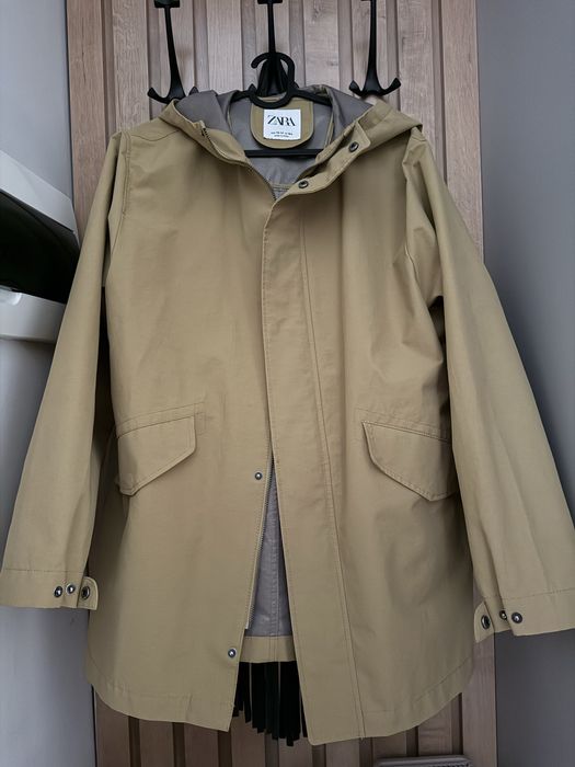 Ветровка женская