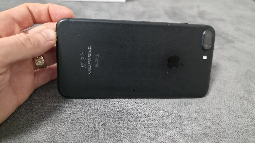 Iphone 7 plus ,32 GB